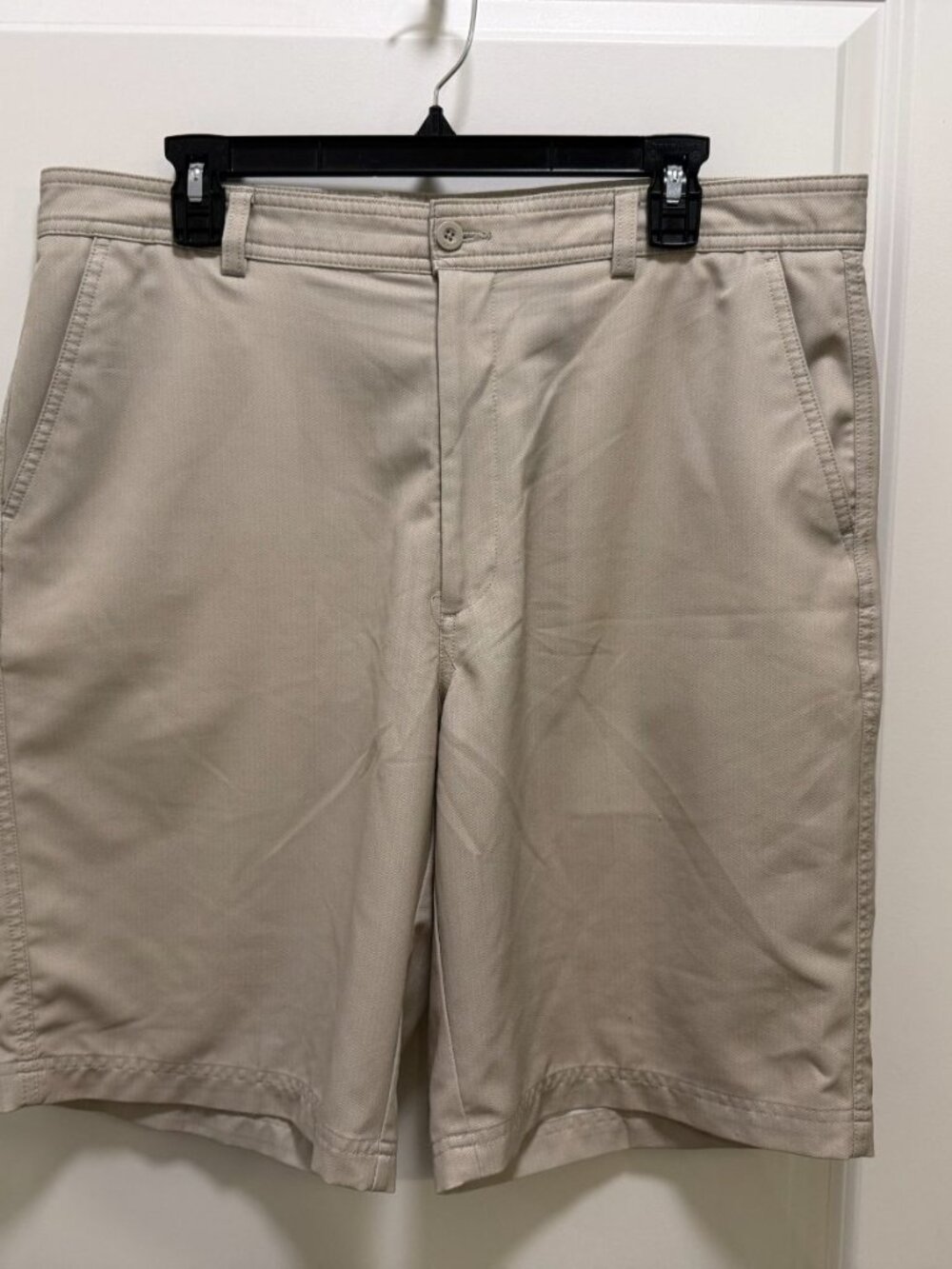 Bolle Golf Tan Flat Front Chino Shorts Stretch Sz 36